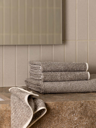 Tweed Light Towels